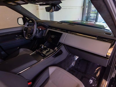 2025 Land Rover Range Rover Sport Urban Xrs P635 SV Edition Two