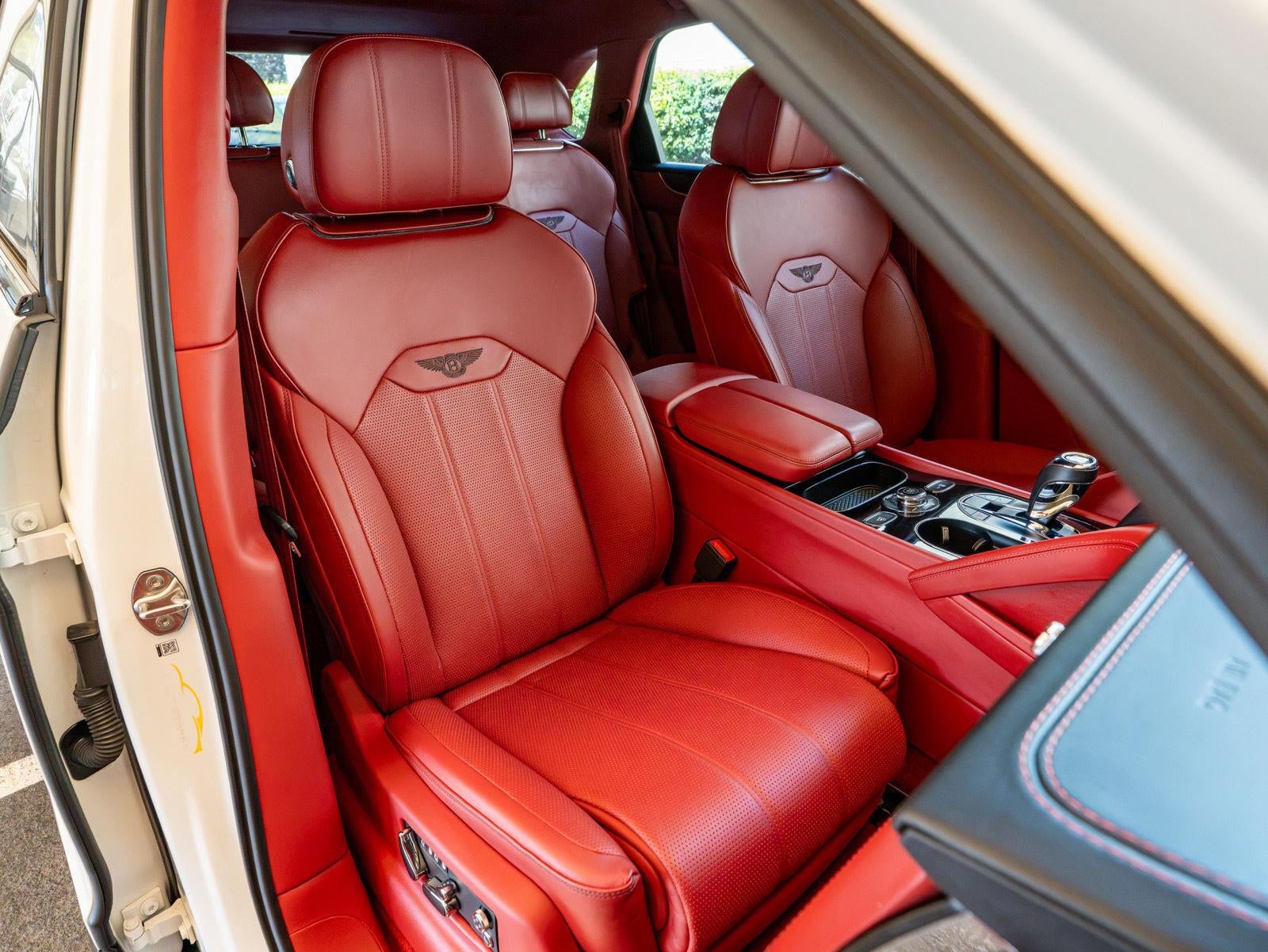 2022 Bentley Bentayga V8