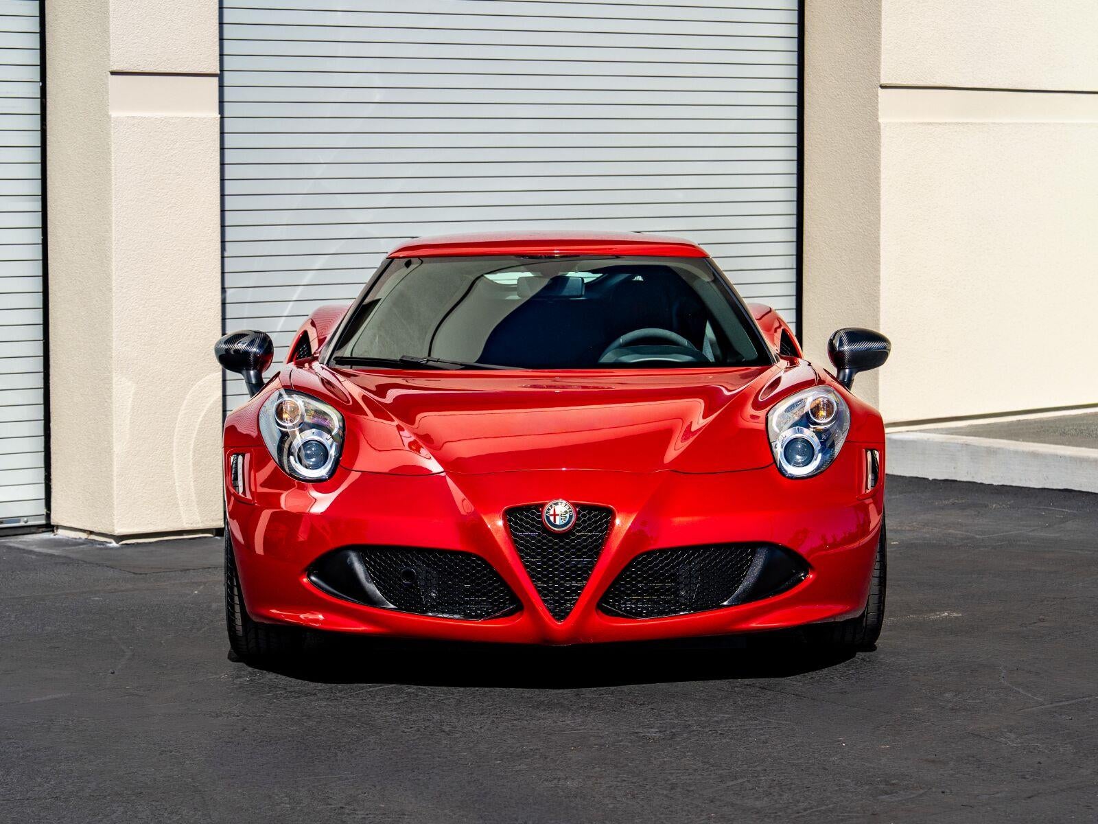 2015 Alfa Romeo 4C Launch Edition