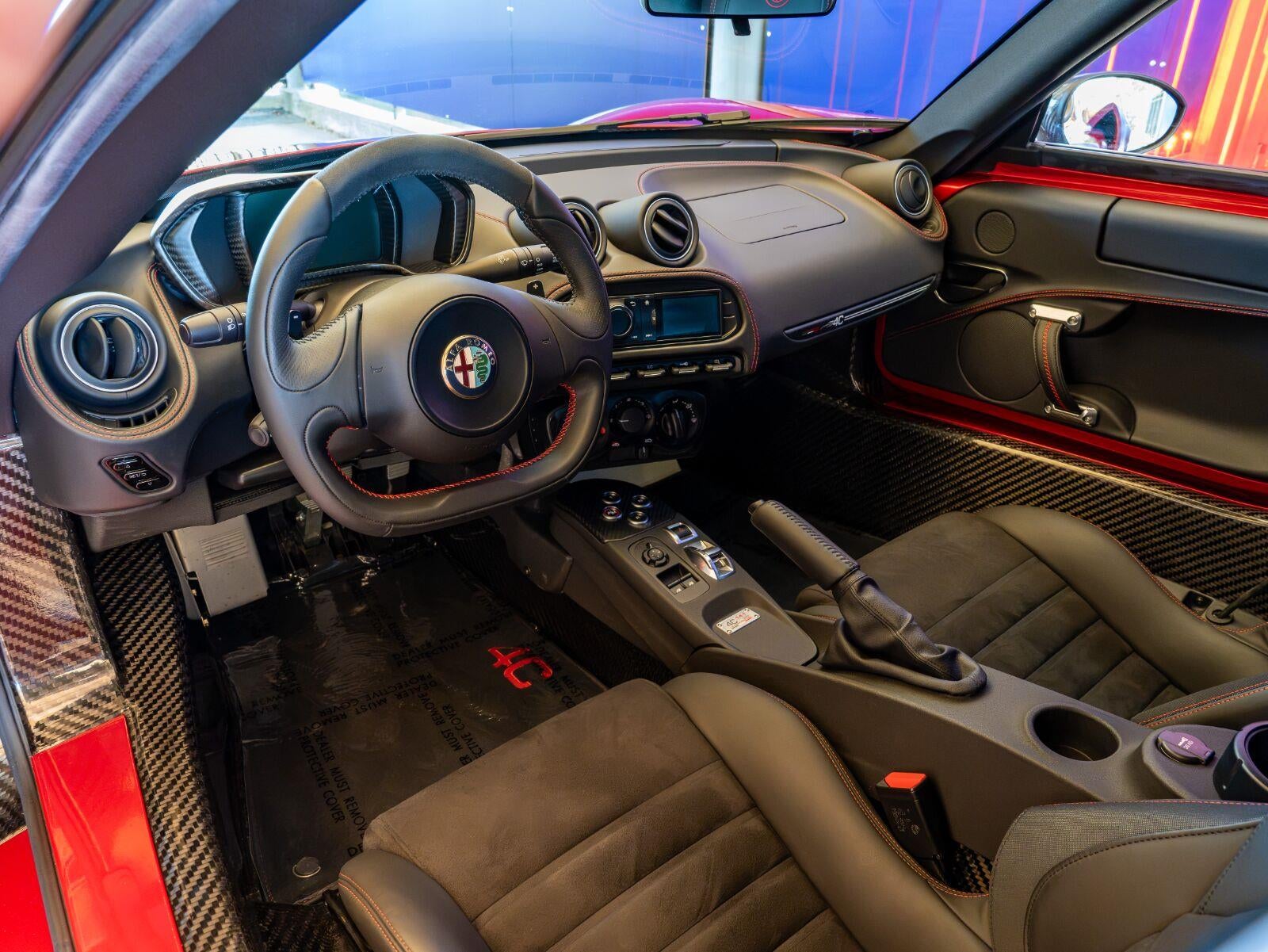 2015 Alfa Romeo 4C Launch Edition