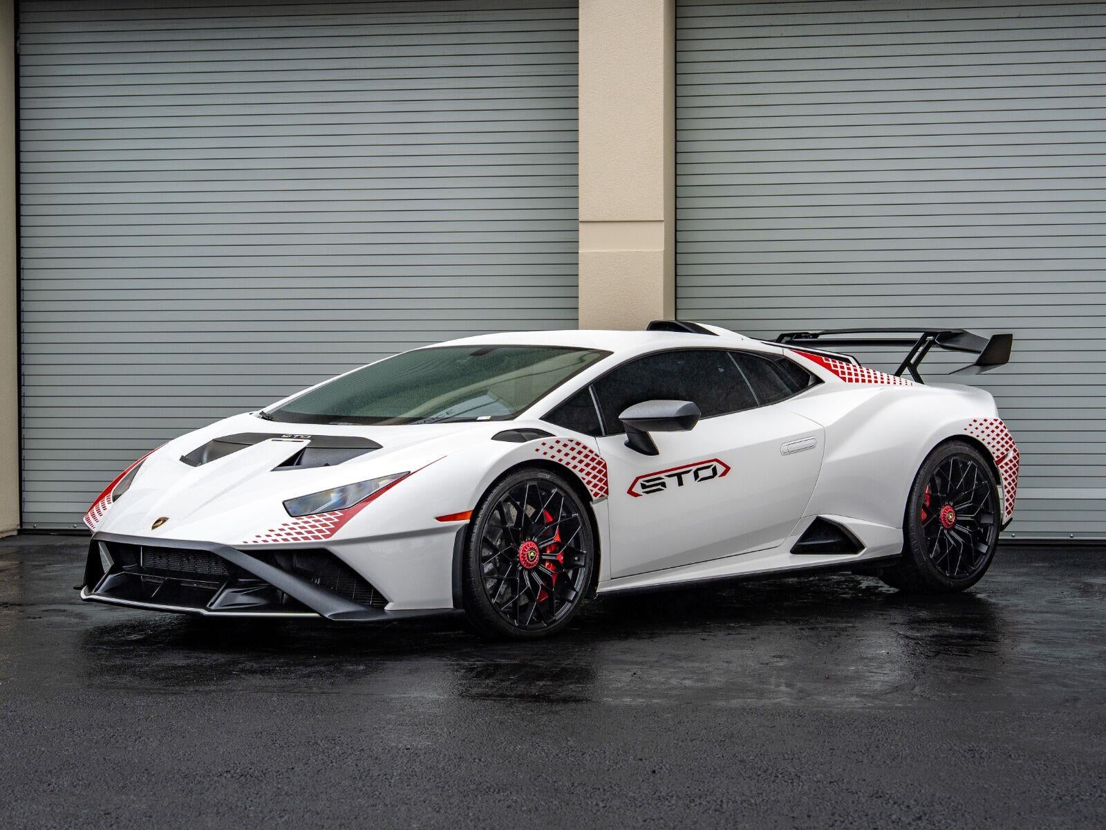 2022 Lamborghini Huracan STO - Photo 11