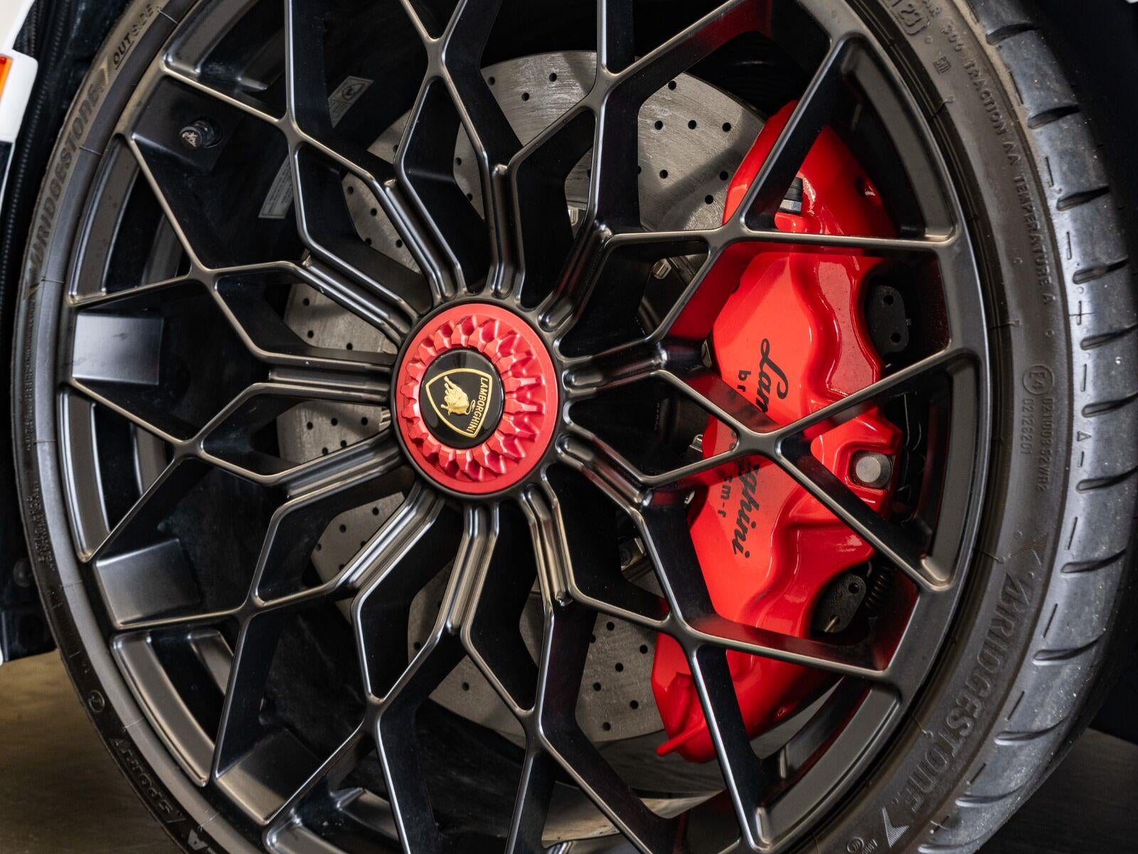 2022 Lamborghini Huracan STO - Photo 21