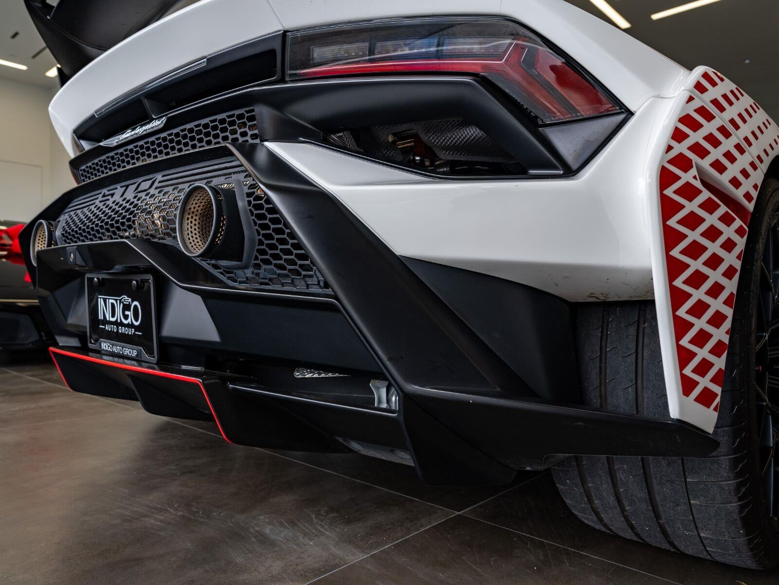 2022 Lamborghini Huracan STO - Photo 33