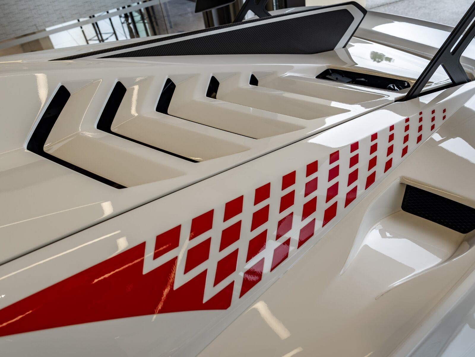 2022 Lamborghini Huracan STO - Photo 37