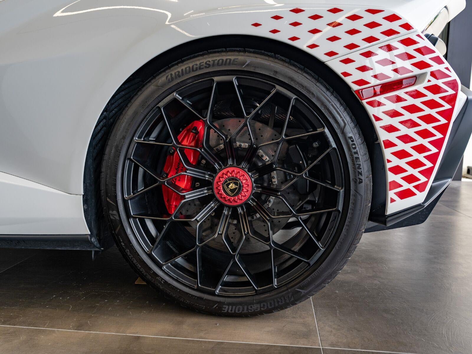 2022 Lamborghini Huracan STO - Photo 54