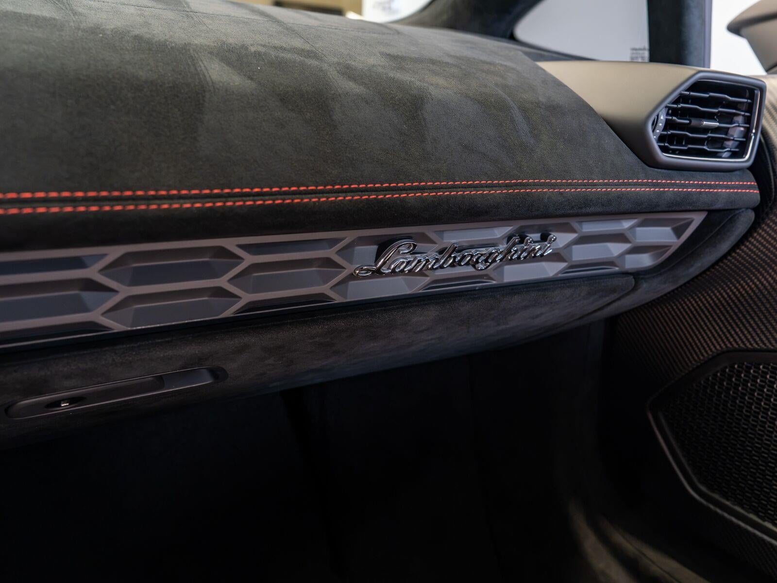 2022 Lamborghini Huracan Sto Coupe