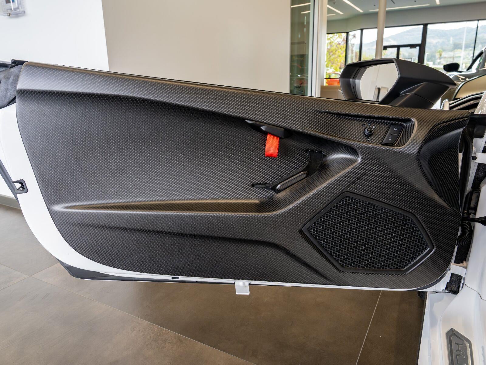 2024 Lamborghini Huracan STO Coupe