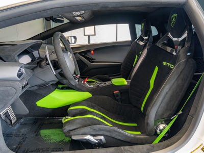 2024 Lamborghini Huracan STO Coupe