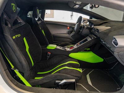 2024 Lamborghini Huracan STO Coupe