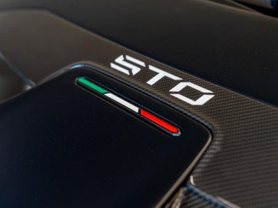 2024 Lamborghini Huracan STO Coupe