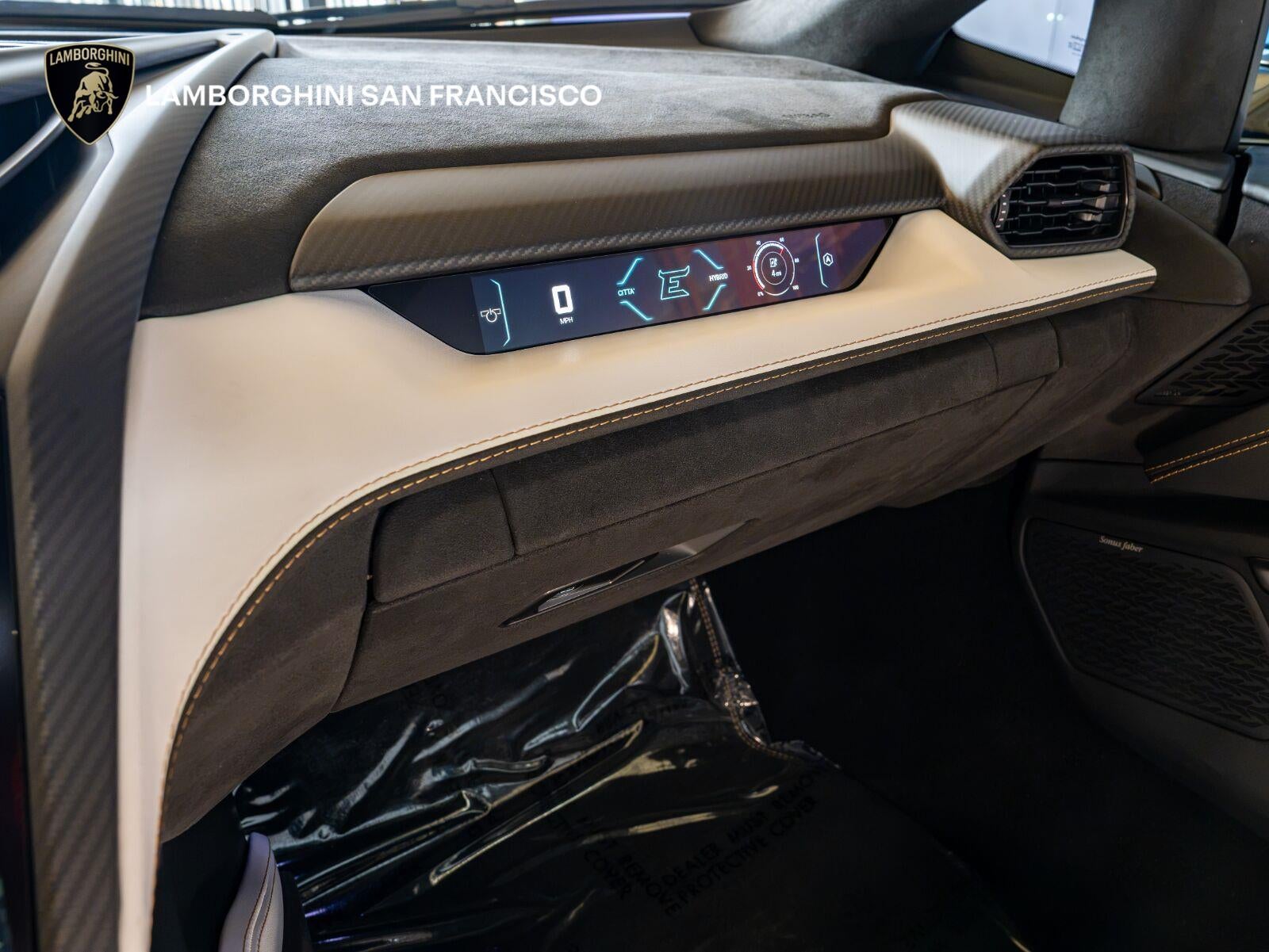 2026 Lamborghini Revuelto Coupe