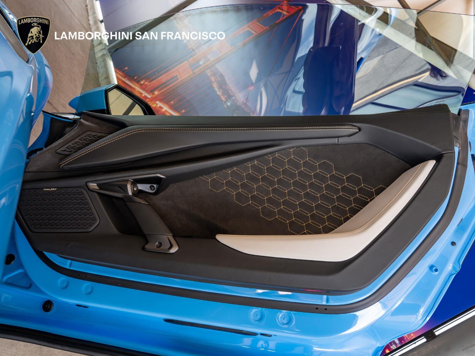 2026 Lamborghini Revuelto Coupe