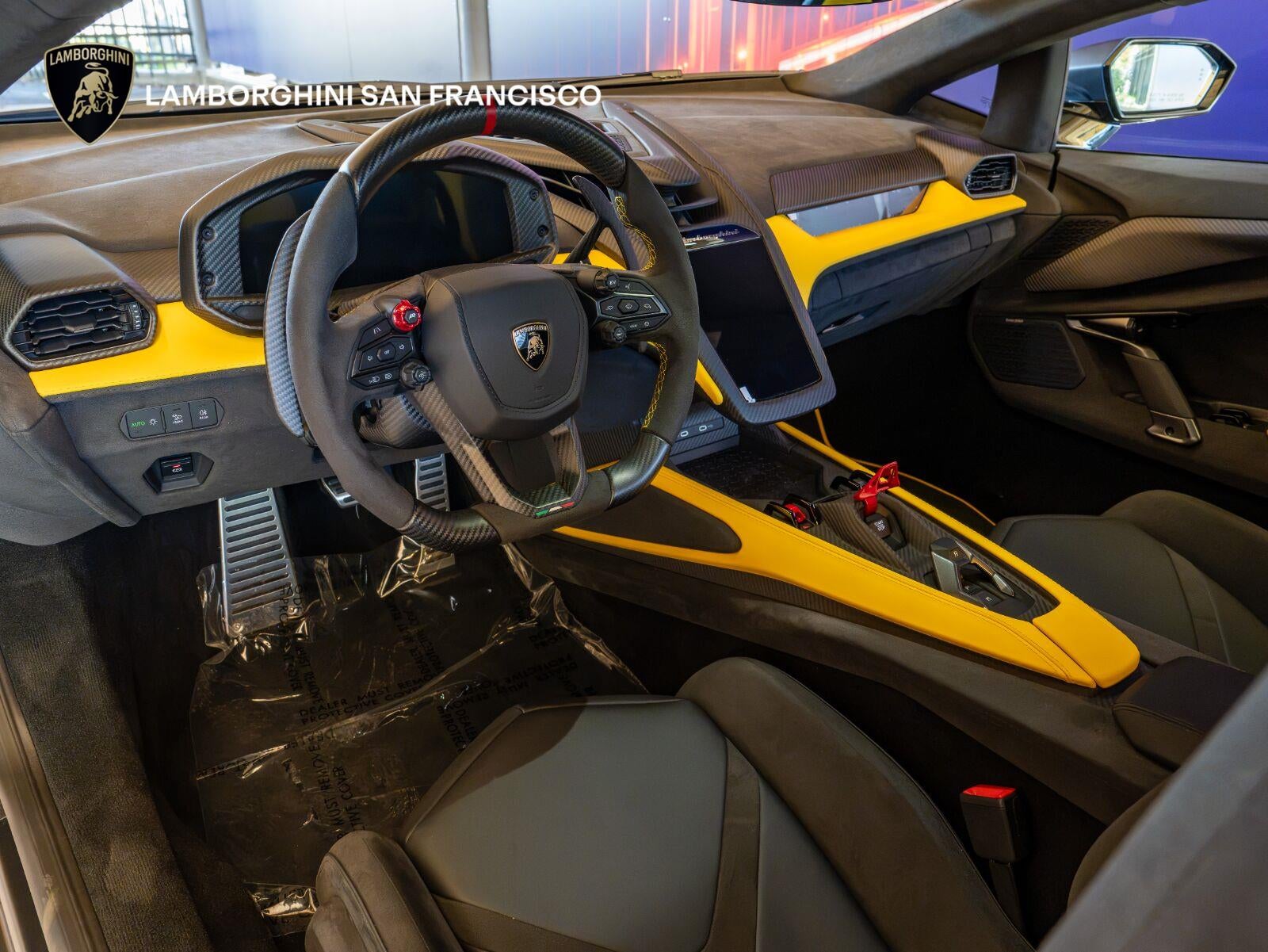 2026 Lamborghini Revuelto Coupe