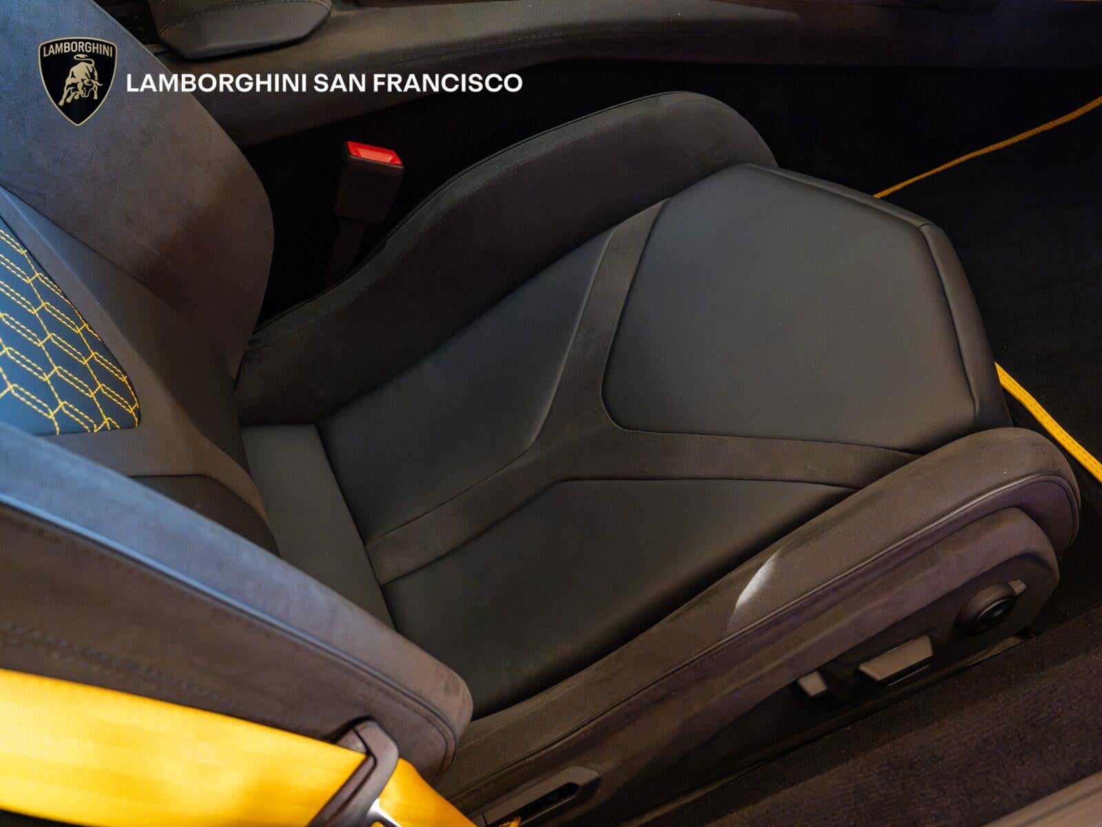 2026 Lamborghini Revuelto Coupe