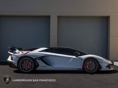2020 Lamborghini Aventador SVJ Roadster