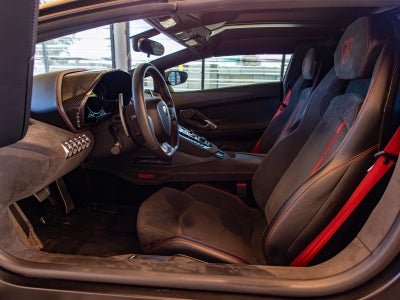 2016 Lamborghini Aventador LP 700-4 Pirelli Edition