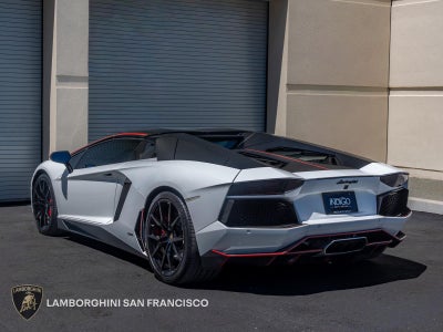 2016 Lamborghini Aventador LP 700-4 Pirelli Edition