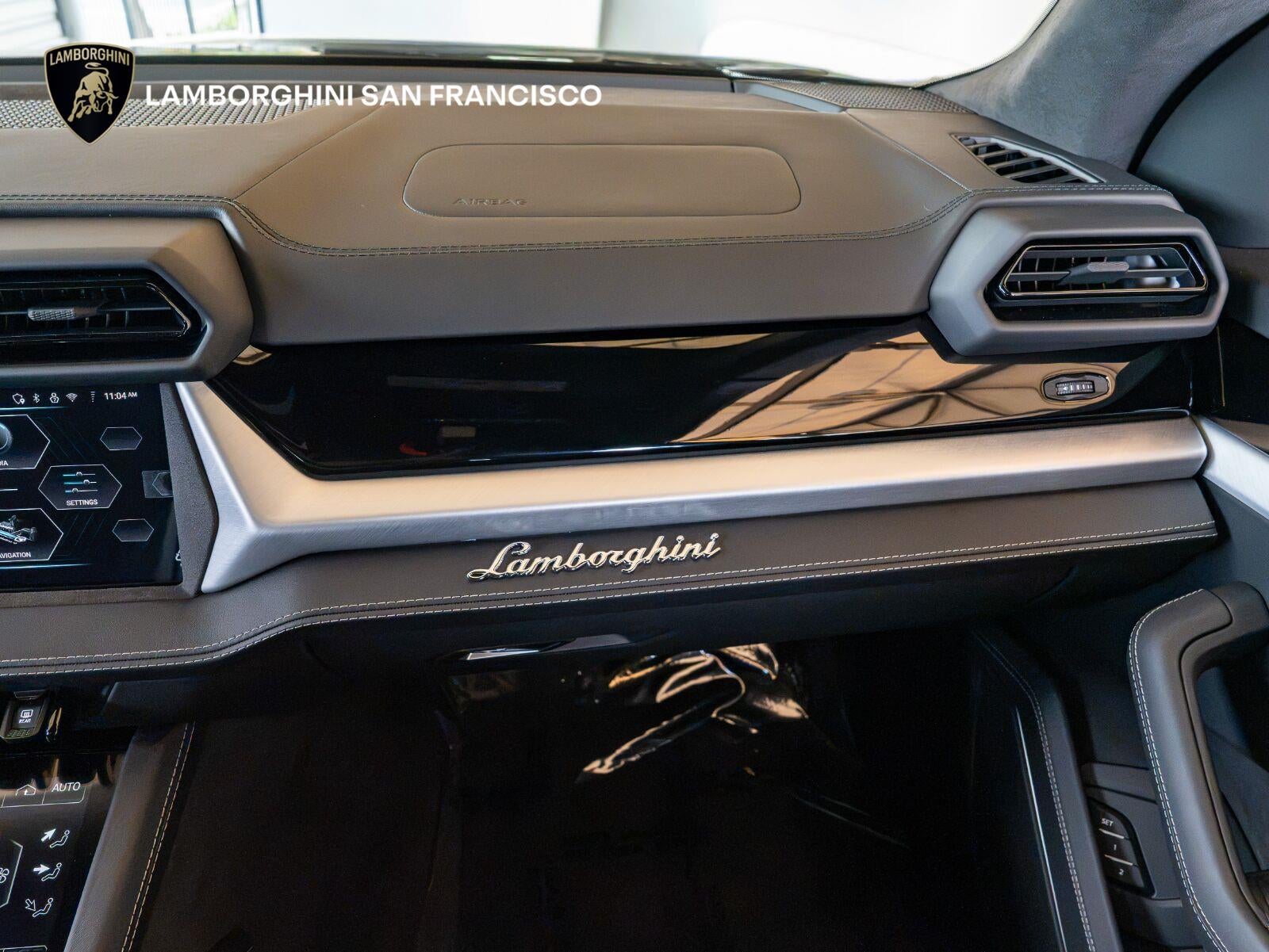 2026 Lamborghini Urus SE