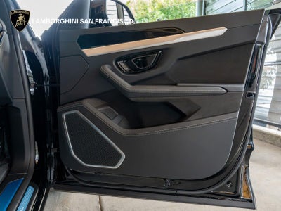 2026 Lamborghini Urus SE