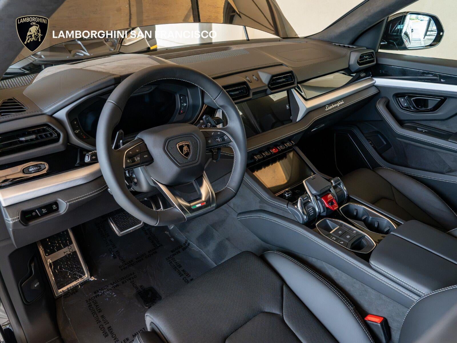 2026 Lamborghini Urus SE