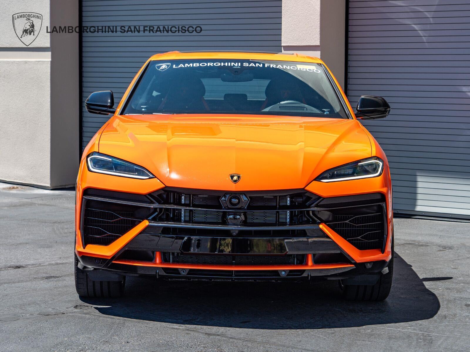 2025 Lamborghini Urus SE