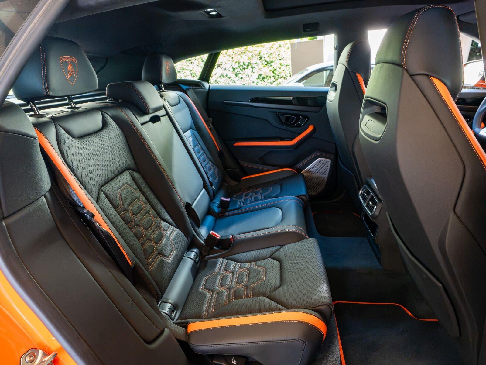 2025 Lamborghini Urus SE