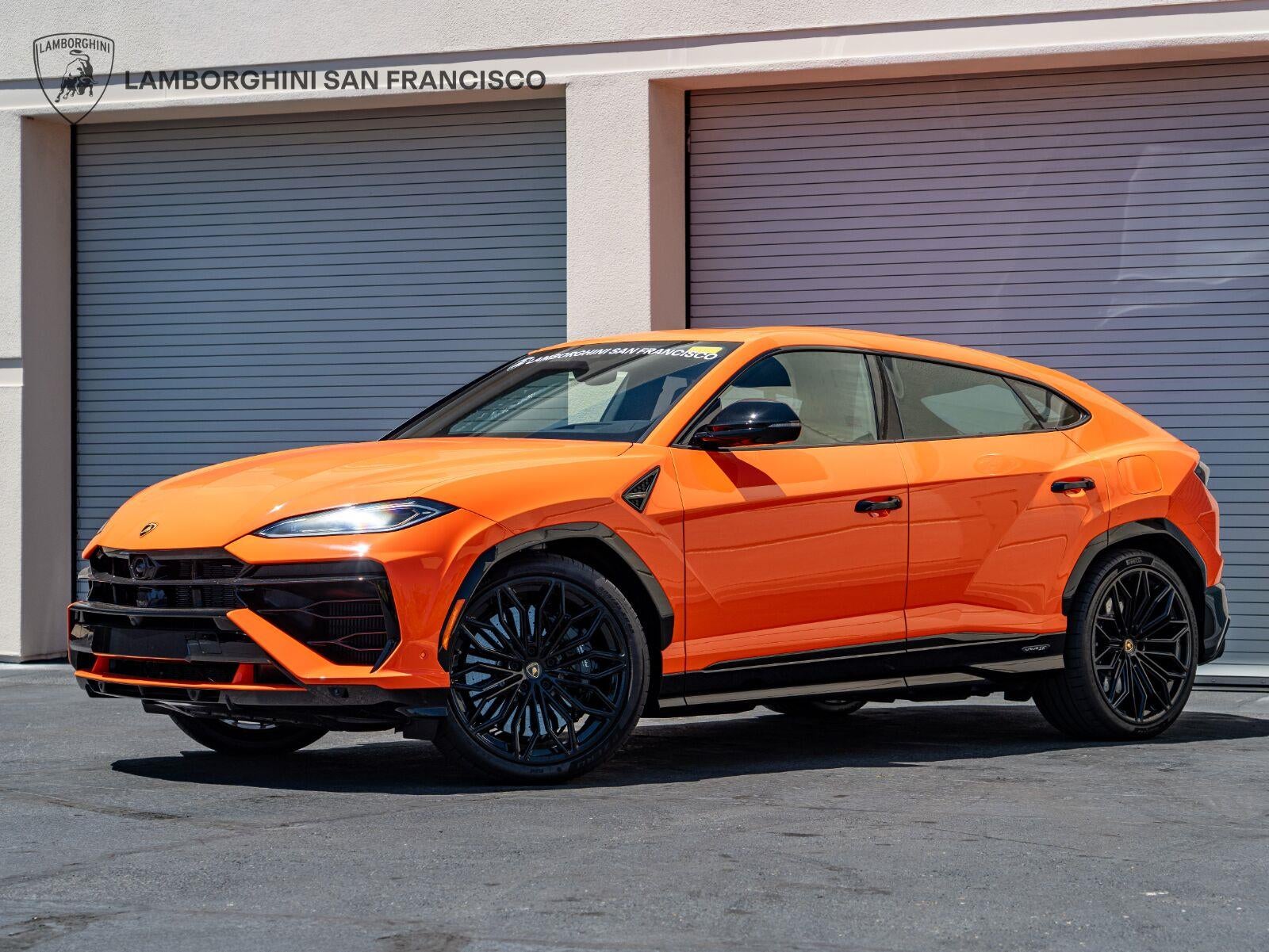 2025 Lamborghini Urus SE