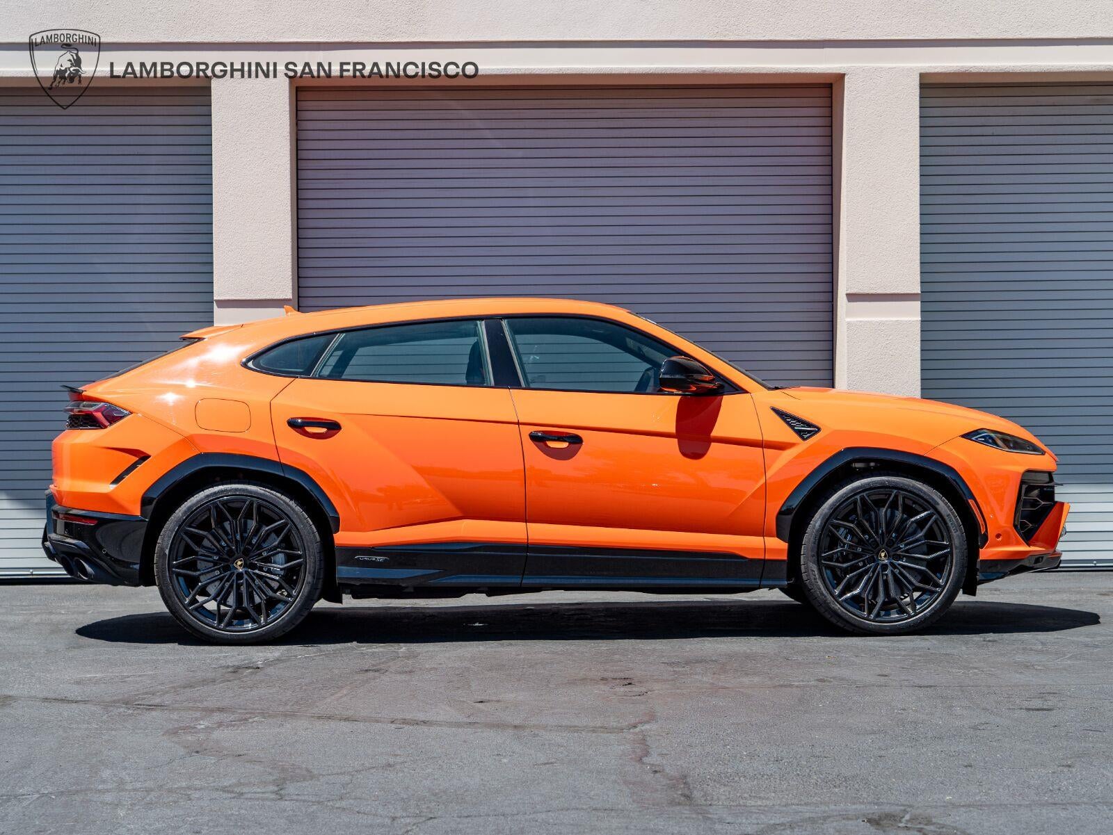 2025 Lamborghini Urus SE